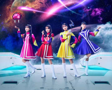 ももクロ、『夏のバカ騒ぎ2025』からお祭り男たちと盛り上げる「天手力男」ライブ映像公開