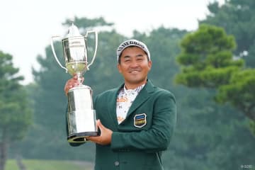 小斉平優和が逆転でツアー初優勝 昨年プレーオフ負けのリベンジ果たす