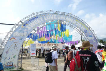 「ラブシャ」で“2倍つながる”基地局、KDDIが取り組んだ音楽フェスの通信品質向上テクニック