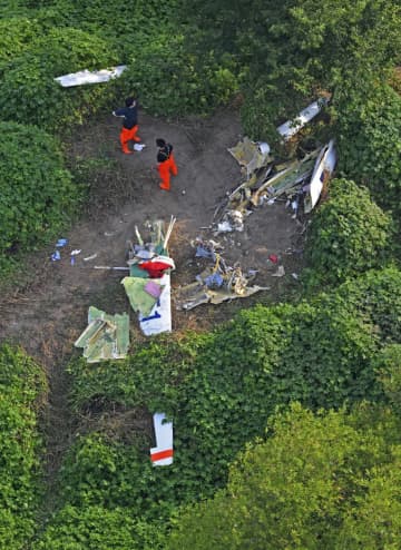 グライダー墜落で女性死亡　埼玉、慶応大の機体か