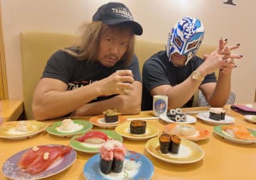 内藤哲也とＢＵＳＨＩが〝新弟子育成〟の野望告白　レスラー志願者の登場に「心が動いた」
