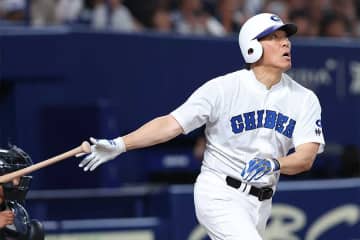 松井秀喜3ランに衝撃事実「え!?」「マジか」　バンテリンD中段なのに…中継でも足元に驚き