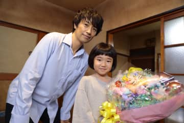 斎藤工×永尾柚乃、『誘拐の日』クランクアップ　Snow Man 深澤辰哉らも笑顔で撮了