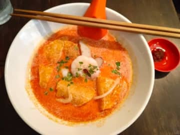【東京ランチ＆スイーツ】神田のシンガポール麺、日暮里の老舗団子、西新井大師の贅沢かき氷