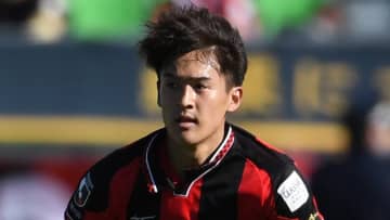 札幌が劇的完封！高嶺朋樹の圧巻プレーでJ1復帰へ前進【J2リーグ2025】