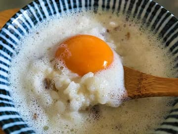 卵かけご飯に豆乳を加えたらまったく別物のめちゃコクうまリゾット＆植物性タンパク質アップした件　ロングライフ紙パック入り豆乳は直に飲んでも料理に加えてもすごかった
