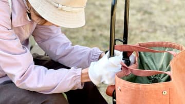 早急に退所してください…老人ホームから突然“追い出された”年金8万円の81歳母。「看取りまで」の契約を覆した〈想定外の一文〉【FPの助言】