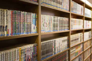 ライトノベル出版のオーバーラップ、東証グロース上場へ　小学館やポケモン出資、年間売上86億円見通す