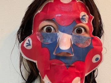 「なんでこの形に…」大島由香里アナ、ミャクミャクフェイスパック姿に「恐怖しかない」「夢に出て来るやつ」の声