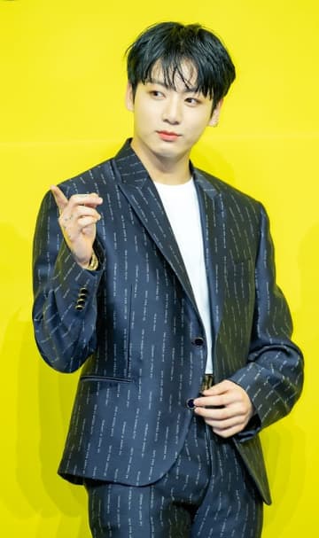 「僕は全部見ていた」BTS・JUNG KOOK、誕生日のライブ配信でファンに警告　自宅不法侵入事件を受け