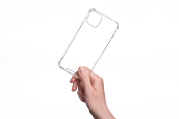 iPhone 17純正クリアケースに新デザイン？ 底部にストラップ穴・背面は半透明仕様か
