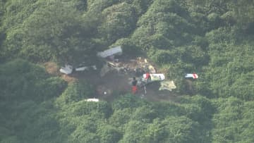 埼玉・熊谷市　グライダー墜落死亡事故で国が現地調査　運輸安全委員会の事故調査官が機体の損傷や現場状況を確認