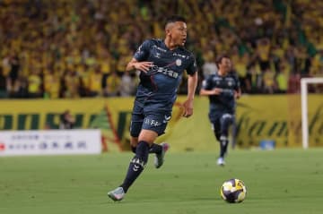 ジェフの新たなキーマン、イサカ・ゼイン。爽快感溢れるプレーは必見だ