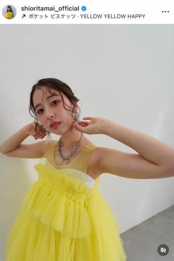 「ももクロ」玉井詩織、肩出し黒ドレス姿でオトナの色気　「美しすぎる」「最強で最高の推し」悶絶