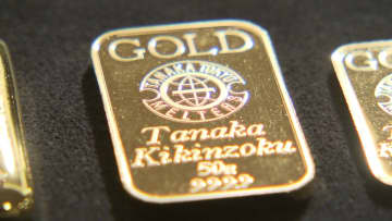 国内の金の価格1gあたり初の1万8000円超え…アメリカの先行き不透明感などで安全資産の金に需要高まる
