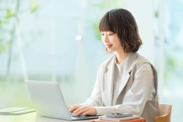 ひらがな？漢字？「様」と「さま」宛名の敬称の使い分け方
