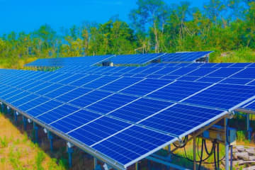 電気工事中堅の「JESCOホールディングス」技術者確保に向け同業者2～3社を買収へ　国内工事事業を拡大