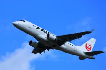 年会費24万円！「JAL Luxury Card」はどんな人ならお得に使える？