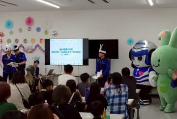 「子ども参観」で家族の仕事を体験