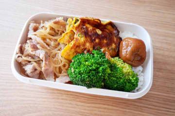 「愛が詰まってればいい」　笠原将弘さんの“15分お弁当”は、忙しい人の救世主だった