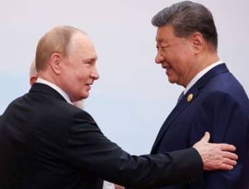 プーチン氏、北京で習近平氏と公式会談　両国関係は「前例ないほど高いレベル」