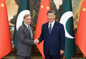 習近平主席、パキスタン首相と会見