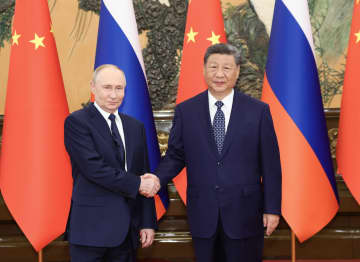 習近平主席、プーチン大統領と会談　