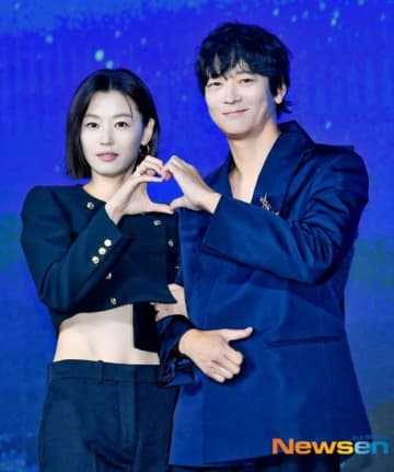 カン・ドンウォン、約21年ぶりドラマ出演！チョン・ジヒョンがファン心を告白も…「北極星」大人の恋愛模様に期待