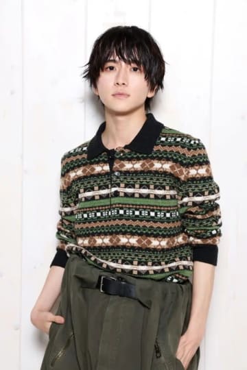 板垣李光人、家族旅行ショットに反響「韓国ですか？」「プライベートでもおしゃれ」