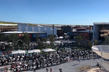 万博１日（月）の一般入場者数は１２万人、今日のイベントは？