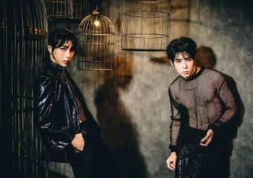 元Apeace ウォンシク＆スンヒョク、ユニット名をTMCからToo Many Colorに変更！新曲「Dangerous」をリリース