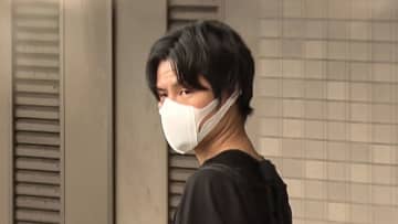 横浜在住の中学校教師（28）当時勤務の神奈川県内の小学校で女児2人の下着を盗撮しSNS共有か　教師らのグループ3人逮捕・起訴