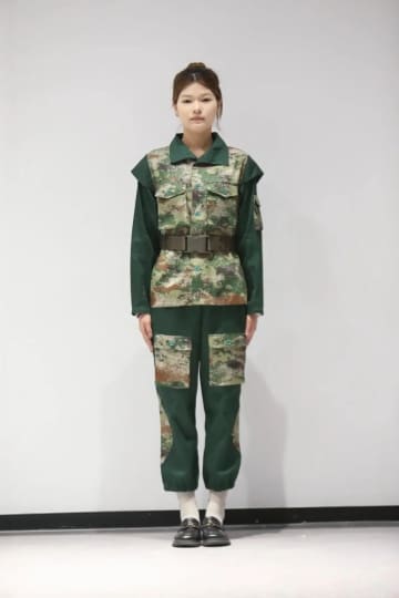 ネット民の86％が厳選した軍事訓練服がダサい＝学校「色と模様を調整済み」―中国