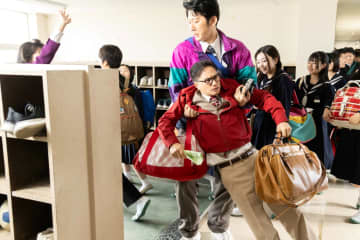 市原隼人主演映画『おいしい給食 炎の修学旅行』新場面写真一挙解禁！