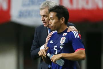 長友佑都、かつての師・アギーレ監督との対戦を心待ちに「『まだ長友はこれだけ動ける』と目の前でしっかり見せたい」