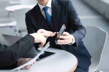 「今の携帯料金で大丈夫」と断ったら→「面白いッスね」　携帯ショップで店員に嘲笑された男性の怒り