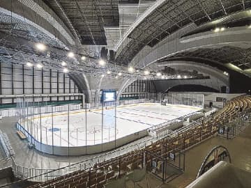 東京都／辰巳アイスアリーナ／プールを国際標準スケートリンクに