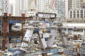 三菱地所設計、清水建設／トーチタワー鉄骨建方始まる／国内最大規模の建築構造体に