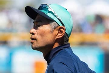 米国が驚いた51歳イチローと女子高生の光景　「まるで同等に…」鬼気迫る表情が話題