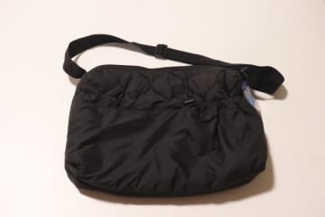 ダイソーがとんでもないもの出してきた～！500円だから絶対買いです♡高クオリティな黒バッグ