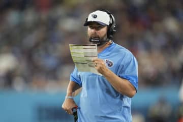 QBウォードにベンガルズQBバロウの新人時代と同様の成長を期待するタイタンズHCキャラハン