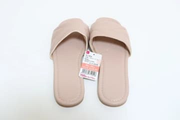 ダイソーってここまで進化してるの？！700円のレベルじゃないよ！マニアが驚いたサンダル