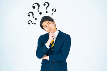 管理職になったら、飲み会の負担額「3000→1万円」に！「残業代」も出なくなったのですが、昇給しても結局“損”なのでしょうか？ 非役職者と「係長・課長・部長」の年収もあわせて比較