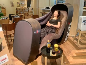 【15分の仮眠で午後もシャキッと！】ネスレ×トヨタの仮眠イベント開催中！ 実際に体験してみた