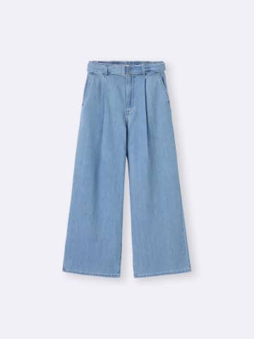 秋まで使えそうな「優秀パンツ」→【GUセール】で990円！