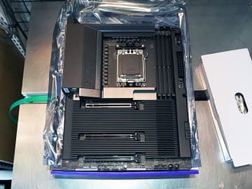 フルPCBカバー搭載のRyzen 9000マザー「N7 B850」がNZXTから、カラーは2色 5日発売