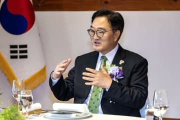 中国の戦勝節に参加した韓国国会議長…金正恩総書記との「対面」は？