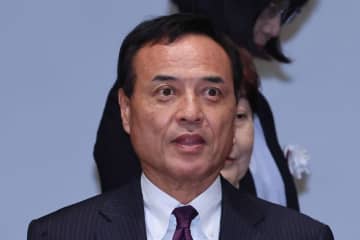 新浪剛史氏　クーデター発言否定「そんなことは思ってない」