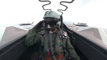 新型ステルス戦闘機が一堂に　抗日戦争勝利80周年記念大会