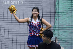 p【應援指導部】雨の中の早慶応援合戦　新潟・三条の地で見られた両校の絆/p